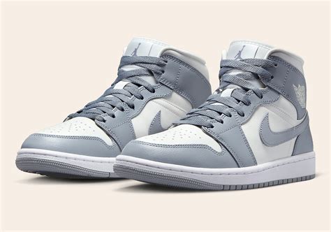 nike jordan 1 grijs|jordan 1 grey.